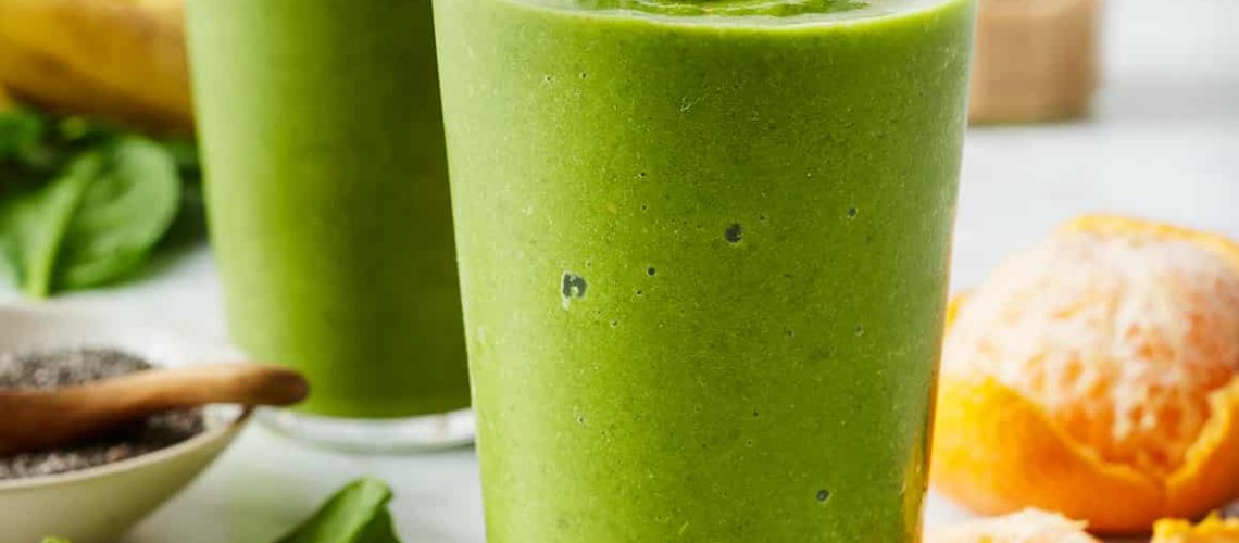 طريقة عمل عصير سبانخ مثلج بالكرز والفانيليا الطازجة