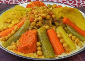 طريقة عمل الكسكس المغربي بالدجاج