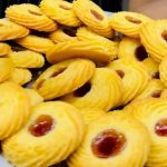 طريقة عمل بسكويت محشو بمربى الحمضيات