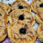 طريقة عمل ميني كيش بالبصل المكرمل و المشمش المجفف