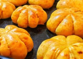 طريقة عمل خبز اليقطين