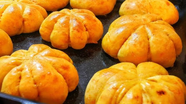 طريقة عمل خبز اليقطين