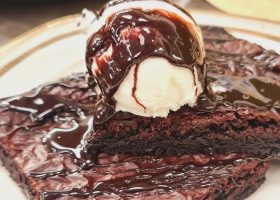 طريقة عمل براونيز بالشوكولاتة الذائبة