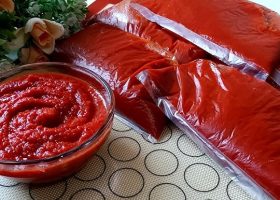 طريقة عمل صلصة الطماطم للتخزين