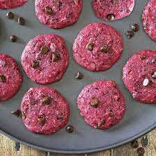 طريقة عمل كوكيز البنجر بالشوكولاته الداكنة والهيل