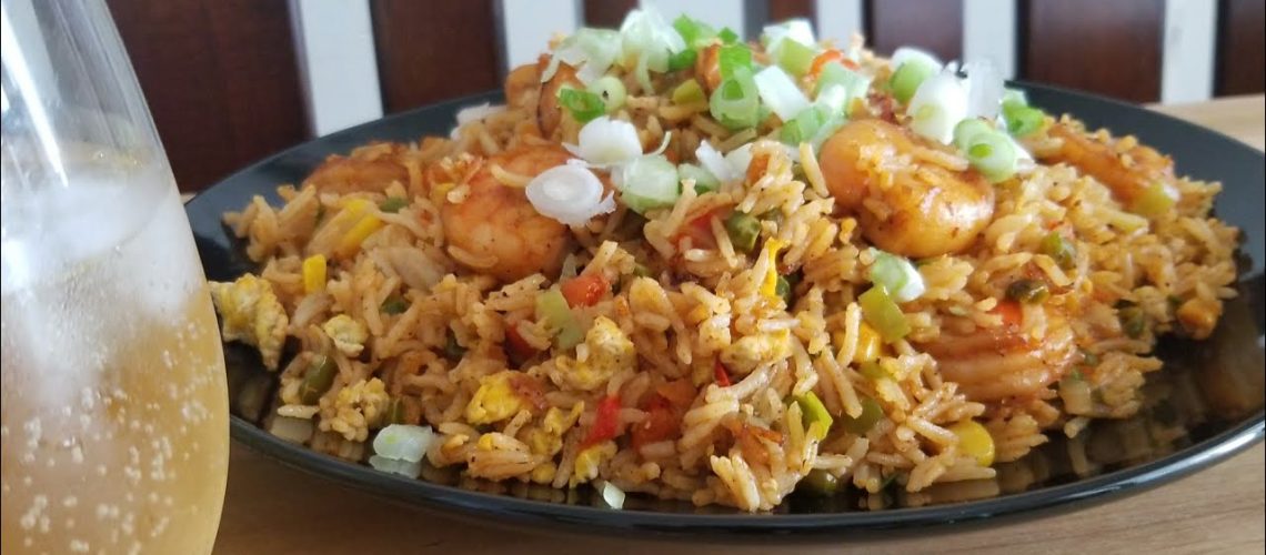 طريقة عمل صينية ارز بالبنجر والكمون وقطع الجزر المشوي