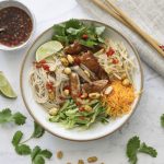 طريقة عمل سلطة نودلز ارز باليوسفى والتونة المجففه وصوص اللافندر