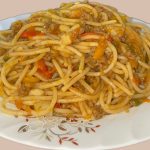 طريقة عمل مكرونة بصوص الجوز والعنب الاسود