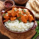 طريقة عمل دجاج المسالا بالزبادي