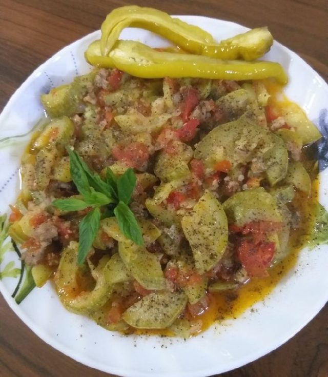 طريقة عمل مسقعة الكوسا