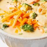 طريقة عمل شوربة البروكلي بالجبن الشيدر