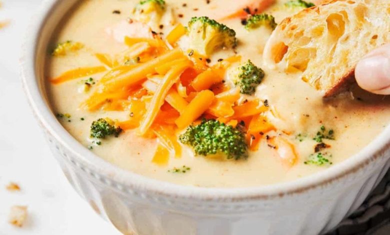 طريقة عمل شوربة البروكلي بالجبن الشيدر