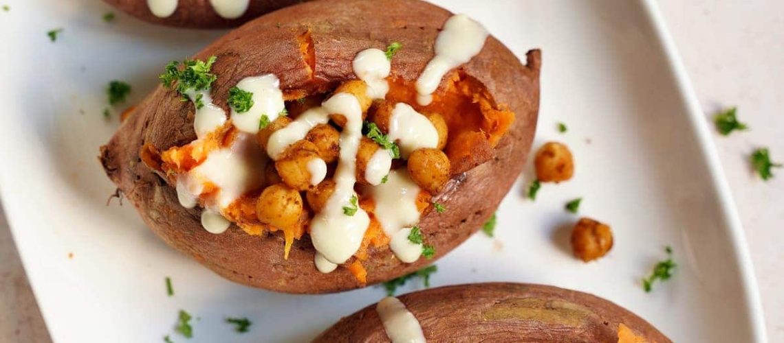 طريقة عمل ساندوتش برجر بطاطا حلوة بالمارشميلو المحمص