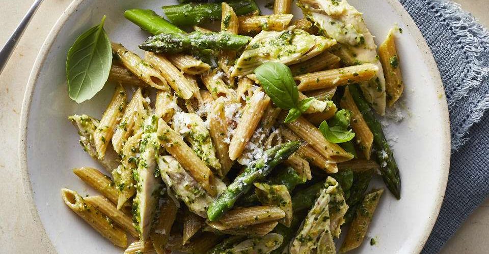 طريقة عمل مكرونة البيستو بالدجاج
