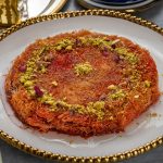 طريقة عمل كنافة خريفية بالتمر وصوص القهوه