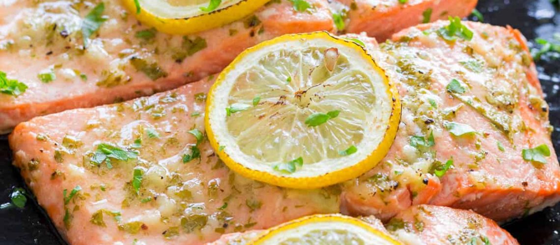 طريقة عمل سمك مشوي بخل التفاح وشرائح تفاح مجفف