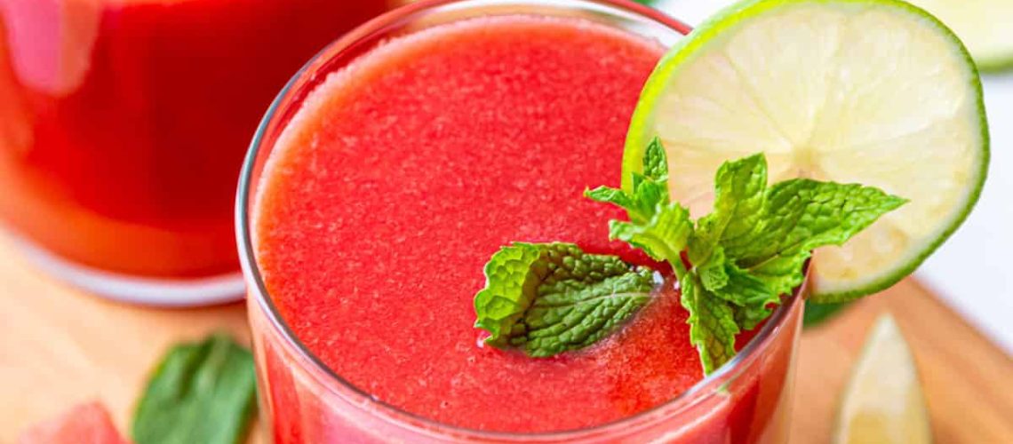 طريقة عمل عصير البطيخ مع الليمون الفوار والزنجبيل