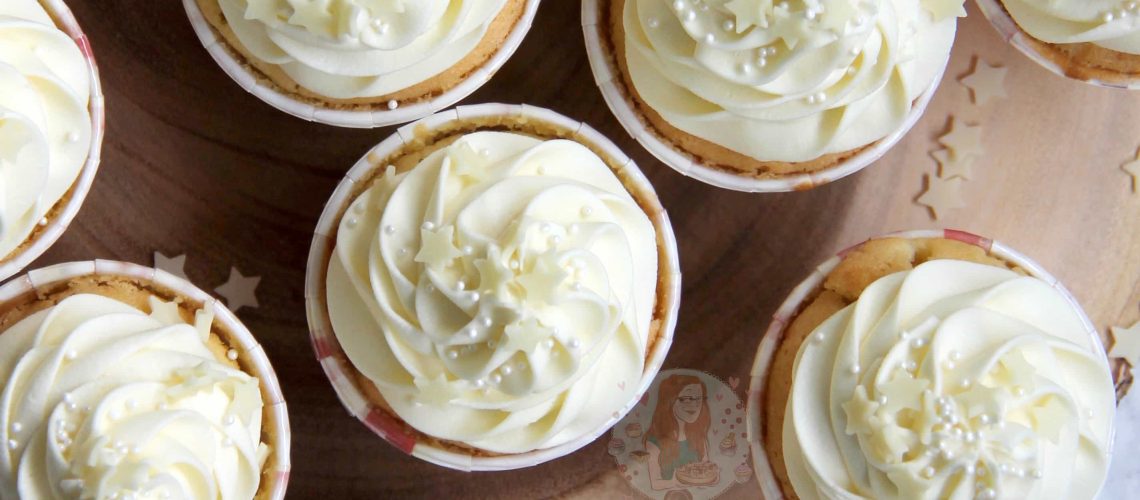 طريقة عمل كب كيك بالشوكولاتة البيضاء