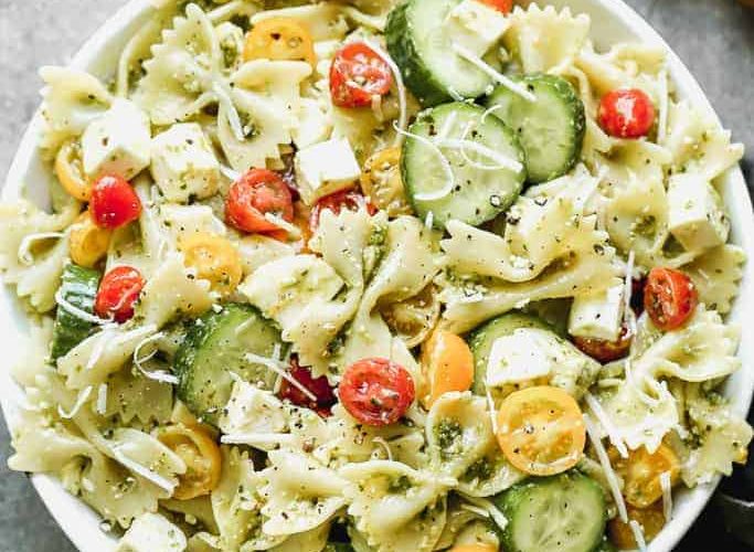 طريقة عمل مكرونة بالبيستو البارد والجبن الفيتا