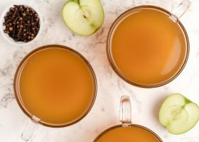 طريقة عمل شوربة تفاح بالكراميل