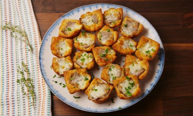 طريقة عمل لقيمات الغموس الفرنسي