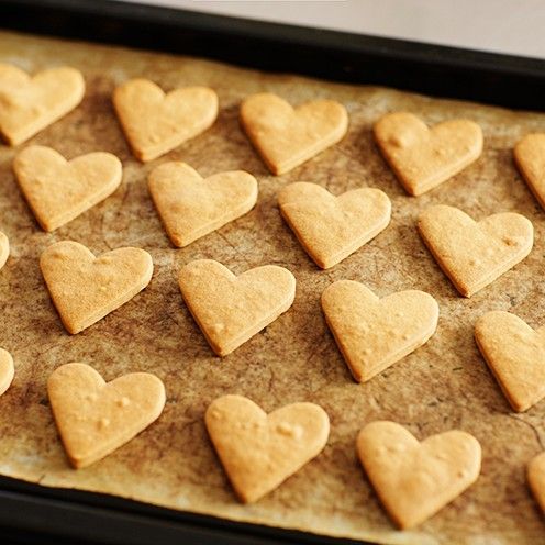 طريقة عمل عجينة البسكويت السادة