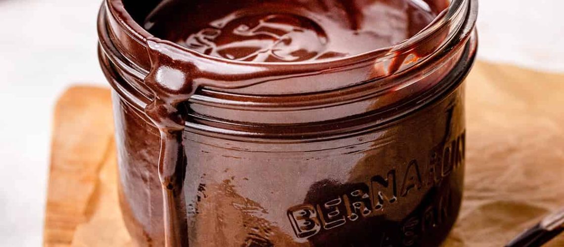 طريقة عمل صوص الكاكاو بالنشا