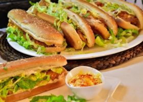 طريقة عمل ساندويش الدجاج بالتفاح