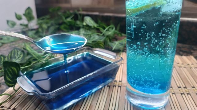 طريقة عمل العصير الازرق