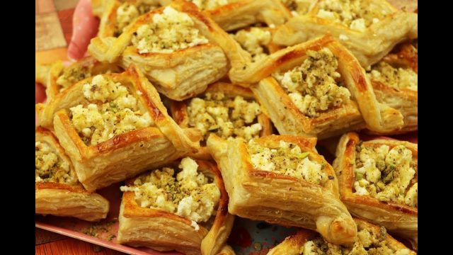 طريقة عمل معجنات بف باستري بالجبنة للفطور