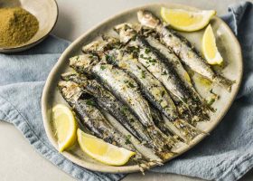 طريقة عمل سمك السردين بالفرن