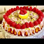 طريقة عمل كيكة الليمون بحبات التوت