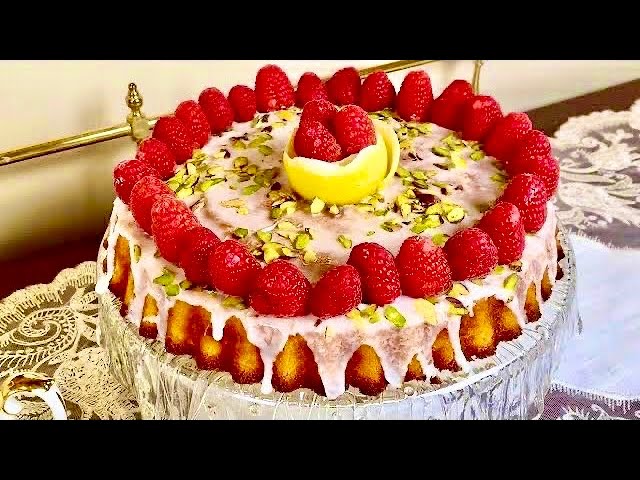 طريقة عمل كيكة الليمون بحبات التوت