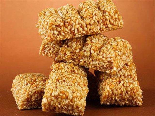 طريقة عمل حلى السمسميه