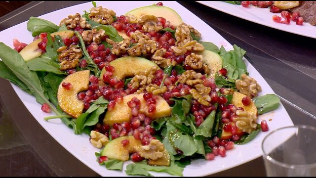 طريقة عمل سلطة جرجير بالتفاح الاخضر والجوز وصوص العسل والخل البلسمى