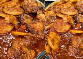 طريقة عمل طاجن البطاطس بالكريمة والكمأة السوداء