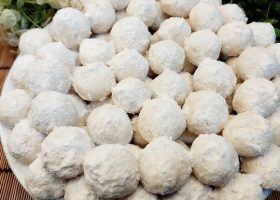 طريقة عمل طاجن الثلج الدافىء بجوز الهند والكاري الازرق