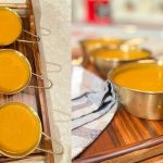 طريقة عمل شوربة العدس بالفلفل المشوى ولمسة الليمون المجفف