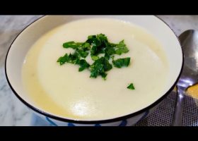 طريقة عمل حساء الضباب الابيض بنكهة الورد المحترقة