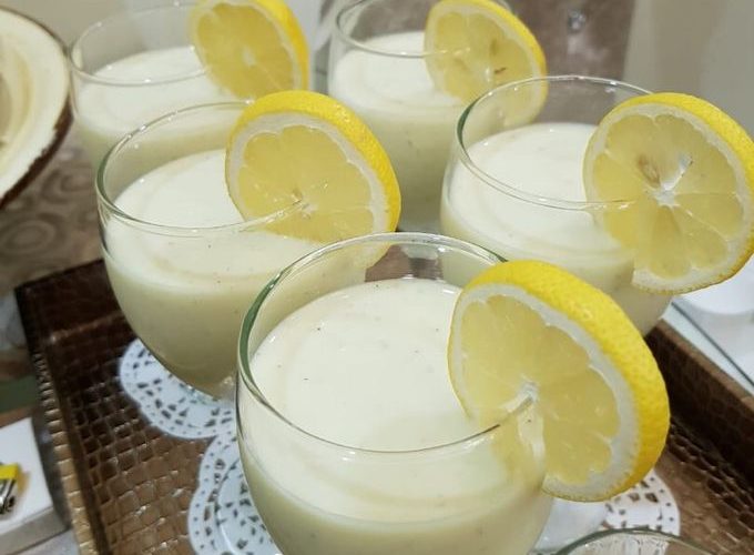 طريقة عمل سموثي الأناناس بالنعناع والليمون