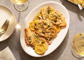 طريقة عمل بيكاتا الثلج الذهبى بالليمون الكريستالي