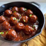 طريقة عمل كرات اللحم بالصوص الفسفوري الحلو