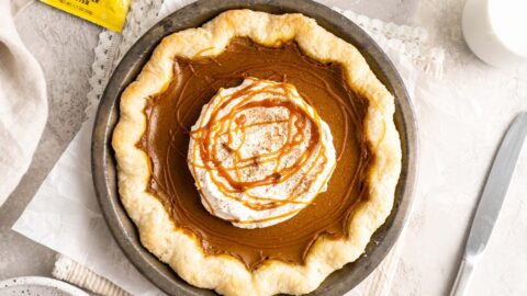 طريقة عمل فطيرة الشمس الشتوية بالقرع المكرمل والهيل