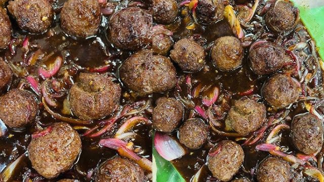 طريقة عمل طاجن كفتة الحمص بصوص الرمان