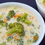 طريقة عمل شوربة البروكلى بالكريمة والنعناع الساخنة