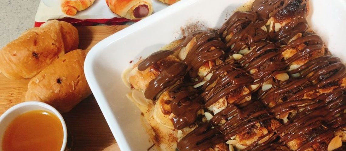 طريقة عمل السينابون السريع بالكرواسون