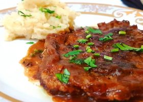 طريقة عمل ستيك الثلج المحمر بصوص البلاك ميلك