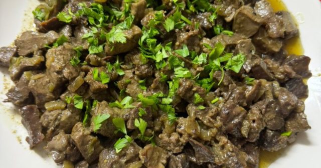 طريقة عمل معلاق الخروف بالبصل والثوم