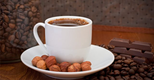 طريقة عمل القهوة التركية بالبندق