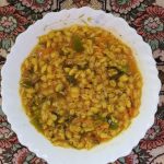 طريقة عمل شوربة الشعير بالكرفس والفلفل الأسود